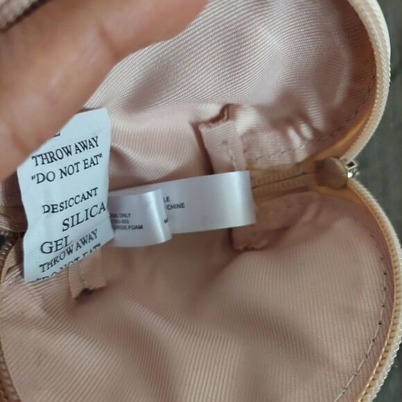 Avon Set of Two Mini Cosmetic Bags/Coin Pouch - Picture 5 of 5